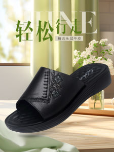 Genuine Leather Soft Bottom Sandals Female Mom Shoes Summer Flats Non Slip Middle-Aged Womens Slippers Plus Size Soft Leather Slipper Women