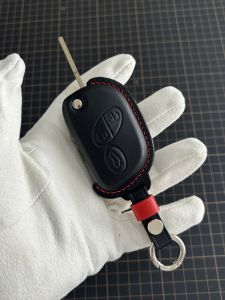 Handmade Leather Key Holder for Older Model Maserati GT President Womens Style Car Key Bag Premium Cowhide Car Interior Accessory
