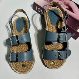 Jashaa Abaca Flat sandals for women