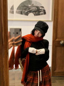 เสื้อยืดแขนยาวทรงสลิมฟิตสำหรับผู้หญิง เสื้อชั้นในสีดำ เสื้อเชิ้ตคอตตอนผสมโพลีเอสเตอร์ ทรงสลิมฟิต เสื้อผ้าทำงานสไตล์เกาหลี