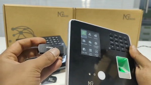 NGTeco Biometric Facial Fingerprint Attendance Machine Thumbprint Attendance With WiFi NGTeco Time APP for IOS Android MB1/2