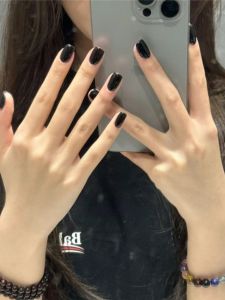 Handmade Nail Art Stickers Black Wearable Nails Pure Color Autumn Winter High-End Short Style Suitable for Students with Yellowish Skin