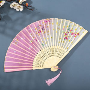 Vintage Oriental Floral Folding Fan With Soft Tassel Portable Hand Fan For Summer Cooling Photography Wedding Favors Decor