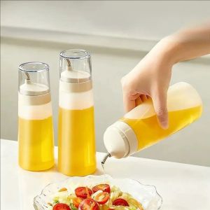 YESPERY Squeeze Oil Bottle with Dust Cover Leak-Proof Oil Dispenser for Kitchen Dressing Ketchup Honey Salad Sauce Bottle