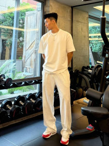 กางเกงกีฬาทรงตรงสีขาวเทาสำหรับผู้ชาย CleanFit กางเกงขายาวทรงตรงเอวกลาง ทรงตรง ทรงบาง ทรงสลิมฟิต กางเกงขายาวทรงตรง