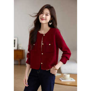 Unique Beautiful Early Autumn Red Knitted Short Coat Womens Fashionable 2025 New Style Small Fragrance Wind Outerwear