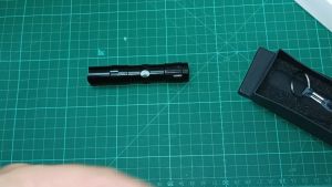 ไฟฉาย LED ไฟฉายพกพา กันน้ำ ขนาดเล็ก พร้อมสายคล้อง 3 วัตต์ *ไม่รวมถ่าน*