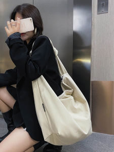 Loose Canvas Tote Bag Womens Commuter Style Fashionable Korean Version Slouchy Crossbody Bag Soft Polyester Lining Zipper Closure