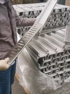 Durable stainless steel drain grates anti-clogging and heavy-duty drainage cover