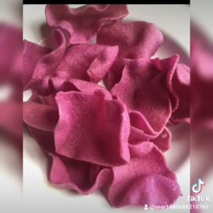 ข้าวเกรียบเห็ดหอม (เจ) 1000 กรัม - ราคาส่ง แบบแผ่นดิบตากแห้งพร้อม ใส่เห็ดหอมเยอะมาก อาหารว่างสำหรับครอบคัว รสเห็ดหอมทอดซีอิ๊วสูตรยูนนาน มาตรฐาน อย. สั่งซื้อเลย