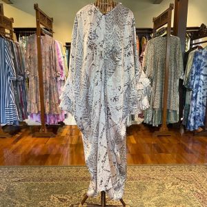 Rosa Kaftan by Dian Pelangi LIMITED EDITION Busana Muslim Baju Maxi Dress Gamis Abaya Gaun Outfit Casual Formal Pesta Kondangan Pernikahan Wanita Hijaber Cantik Anggun Modis Modern Elegan Mewah Model Korea Terbaru Motif Batik Abstrak Hand Made Kekinian