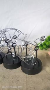 [GOOD] Special Offer Metal Crafts Fan-Shaped Permanent Motion Instrument Chaos Swing Sports Table Student Kids Toys Home Decoration