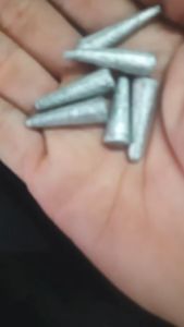 Nữa Kg Chìì Xuyên Tâm Phủ Nhựa Màu - 10Gr