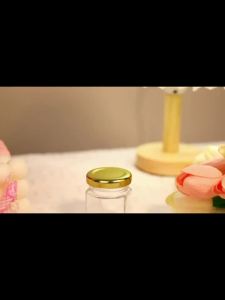 12/24/36/48Pcs-Mini Glass Honey Jar Set Glass Sealed Jars 1.5 oz Hexagonal Jars with Wooden Spoon Lid and Bee Charm Perfect for Wedding and Party Favors