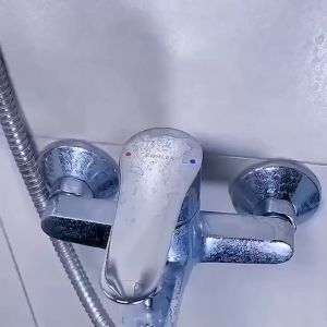 P318 ยางลบคราบสนิม ทําความสะอาด สุขภัณฑ์ในห้องน้ำที่สนิมเกาะได้อย่างดี ทนทาน สําหรับ ห้องครัว ห้องน้ำ แบบพกพา ยาง เช็ดคราบ เช็ดฝุ่น สะอาด กําจัดฝุ่น SP