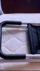 ราวกั้นเตียงพยุงตัว กระเป๋าเก็บตา ราวกันตกเตียง ราวเตียง สำหรับผู้สูงอายุ ผู้มีน้ำหนักมาก