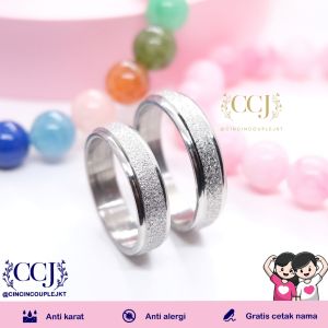 [GRATIS CETAK NAMA] Cincin Couple Titanium Anti Karat M22 | Cincin Pasangan | Cincin Hadiah | Cincin Lamaran | Cincin Tunangan | Aksesoris Pria Wanita