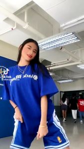 BLACK MANILA Clothing Loved or Feared text design T-shirt comfortable cotton T-shirt