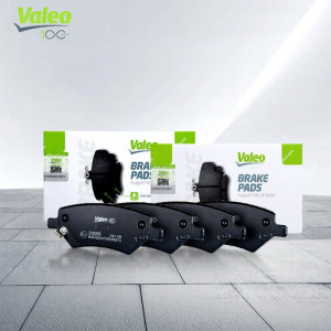 Valeo | Front and Rear Brake Pads for Land Rover Range Rover Sport Discovery 4 Discovery 5 Discovery Sport Evoque Velar and Defender