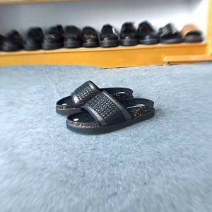 Mikihas - Sandal Wanita Slop Puyuh Flatform Slip on Kulit Sintetis Insole Suede Hitam - Amoura Black