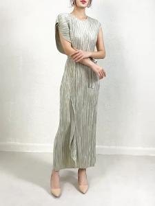 Keshangyi Elegant Evening Dress 2024 Summer New Collection with Folded Ironing and Gold Dot Design Waist Cinching Style Womens Wear