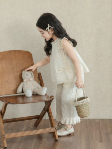 YOEHYAUL | Bộ Đồ Nữ Dễ Thương và Nghệ Thuật với Thêu Hoa Ren