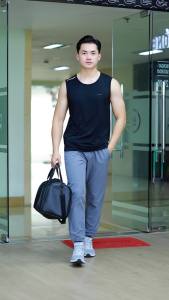 Quần Jogger Nam MENTORIS Ống Bo Cạp Chun Chất Gió Thể Thao Cao Cấp Khoẻ Khoắn Vận Động Thoải Mái MADC25W002