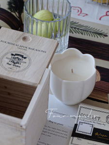 Yulan Open Plum Tea Scented Candle Gift Box Indoor Long Lasting Ceramic Shell Home Decor Fragrance Gift for Women And Friends