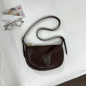 Fashionable Versatile Womens Shoulder Bag Soft PU Leather Zipper Closure Casual Style Dumpling Shape Popular Summer Bag