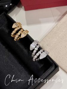 Heavy Work Baroque Snake Bone Full Diamond Gold And Silver Earrings 925 Silver Needle Ear Jewelry Fashionable Accessories