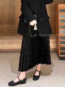 Irregular Pleated A-Line Half Skirt