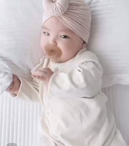 Comboer 2PCS Baby silicone day and night pacifier set with storage box anti-drop chain BPA-free