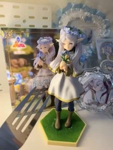 Bandai | 18CM Frieren Beyond Journeys End Frieren Anime Figure Desktop Cute Flower Field Frieren Action Figure Figurine Model Doll Toy