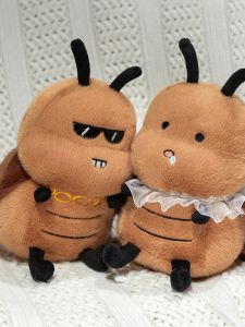 Creative Birthday Gift Cute Cockroach Dolls Abstract Funny Plush Toys for Friends Boyfriend Girlfriend Universal Holiday Gifts
