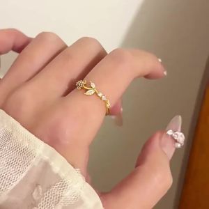 WENXI | Nhẫn Mở Ngón Cái Hình Đuôi Cá Mỹ Nhân Màu Sắc Sặc Sỡ Cho Nữ Thu Đông