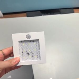 Basike 5W โคมไฟ LED ไร้สายพร้อมเซ็นเซอร์ตรวจจับความเคลื่อนไหว ไฟสีขาวเย็น ชาร์จไฟผ่าน USB สำหรับตู้เสื้อผ้า ห้องนอน ทางเดิน บันได ไฟส่องสว่างภายในอาคาร