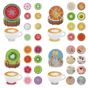 ชุดจานรองแก้วเพชร 8 ชิ้นพร้อมขาตั้ง การประดับพลอยคริสตัล DIY รูปแบบผลไม้ที่หุ้มห่อด้วยเพชรของขวัญคริสต์มาส