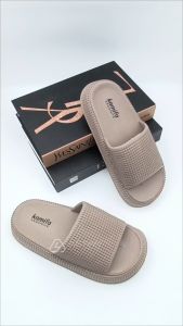KAMIFA Sandal Sendal Selop Wanita Karet Ringan Empuk
