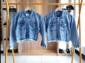 Jaket jeans crop rawis