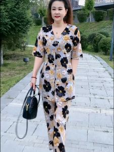 V-Neck Short Sleeve Ice Silk Cotton Two-Piece Set Casual Breathable Versatile Youthful Midlife Mom Ensemble Women Fashion