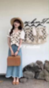 🌸 เสื้อคอวีแขนสั้นผ้าชีฟอง 🌸 NO.253 ☆NEW☆ ติดกระดูมหน้า 🌸 เย็บติดกั๊กผ้าทอ