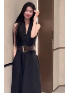 DANTING | Summer V-Neck Waist-Hugging Halterneck Dress