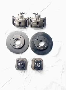 คาลิปเปอร์หน้า Nissan Tiida ปี 03– 08