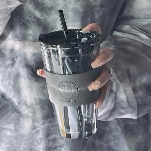 High End Luxurious Beautiful Glass Tumbler with Straw Lid