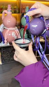 Portable Chinese Style Gourd Water Kettle with Glass Bottle for Soaking Wine