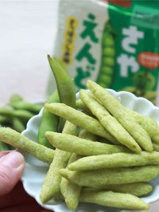 ไทยนําเข้าCalbeeขนมเบาๆเค็มOriginal Seaweed Pea Crispy Sticksเด็กLeisure Cinemaขนมป่องอาหารอื่นๆ