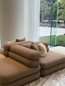 2025 New Italian Minimalist Module Fabric Sofa Designer Version Villa Living Room Single Chair Lazy Sofa Soft Medium Hardness