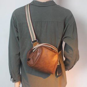 Japanese-Style Retro Crossbody Bag Large Capacity One Shoulder Zipper Backpack Casual Cross Body Bag Chest Bag Trendy Mens Bags Bucket Bag