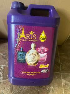 Nước Giặt Xả Paris Hương Nước Hoa 5000ml Nước Giặt Paris Không Hoá Chất An Toàn Cho Da Tẩy Siêu Sạch