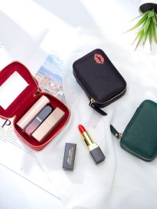 กระเป๋าเครื่องสำอางขนาดเล็กแบบพกพา หนังแท้ Mini Lipstick Mirror กระเป๋าเครื่องสำอางแฟชั่นแบบสามส่วน กระเป๋าใส่บัตร กระเป๋าใส่เหรียญ กระเป๋าใส่โทรศัพท์มือถือ